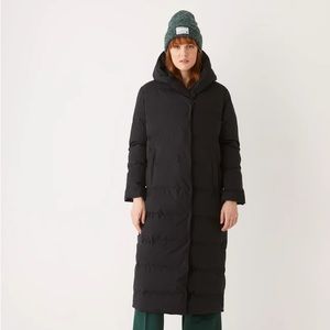 The Highland Long Puffer Coat in Black